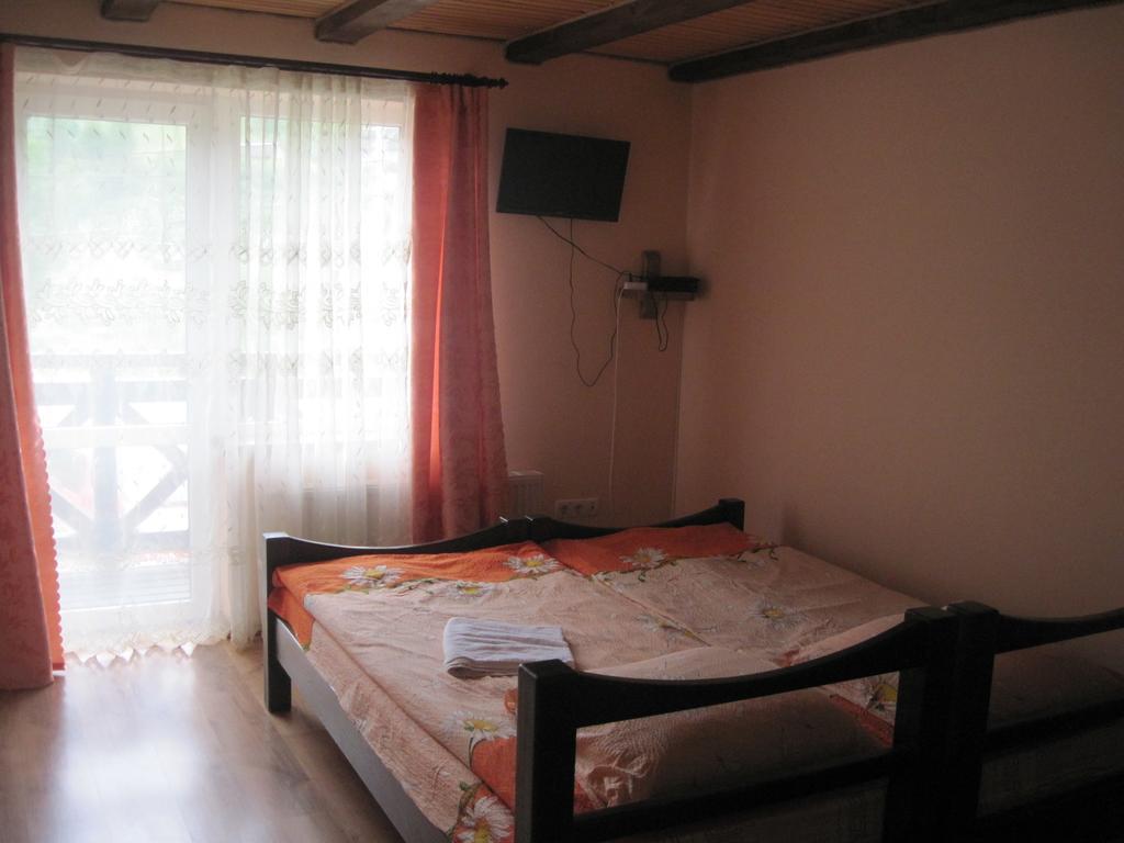 Guest House Stari Druzy Slavske Habitación foto